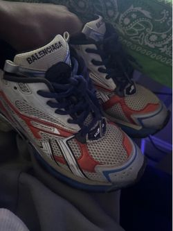 Balenciaga runners