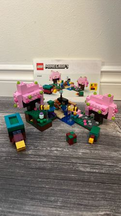 LEGO Minecraft The Cherry Blossom Garden 21260