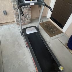 Sunny Health And Fitness Treadmill