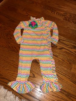 Mud Pie baby girl onesie size 9-12 months