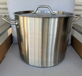 Thunder Group 32 Qt Stainless Steel Stock Pot with Lid – Commercial Grade
