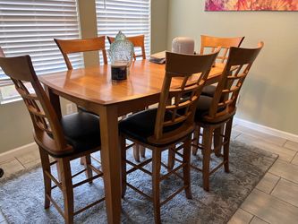 Dining room table