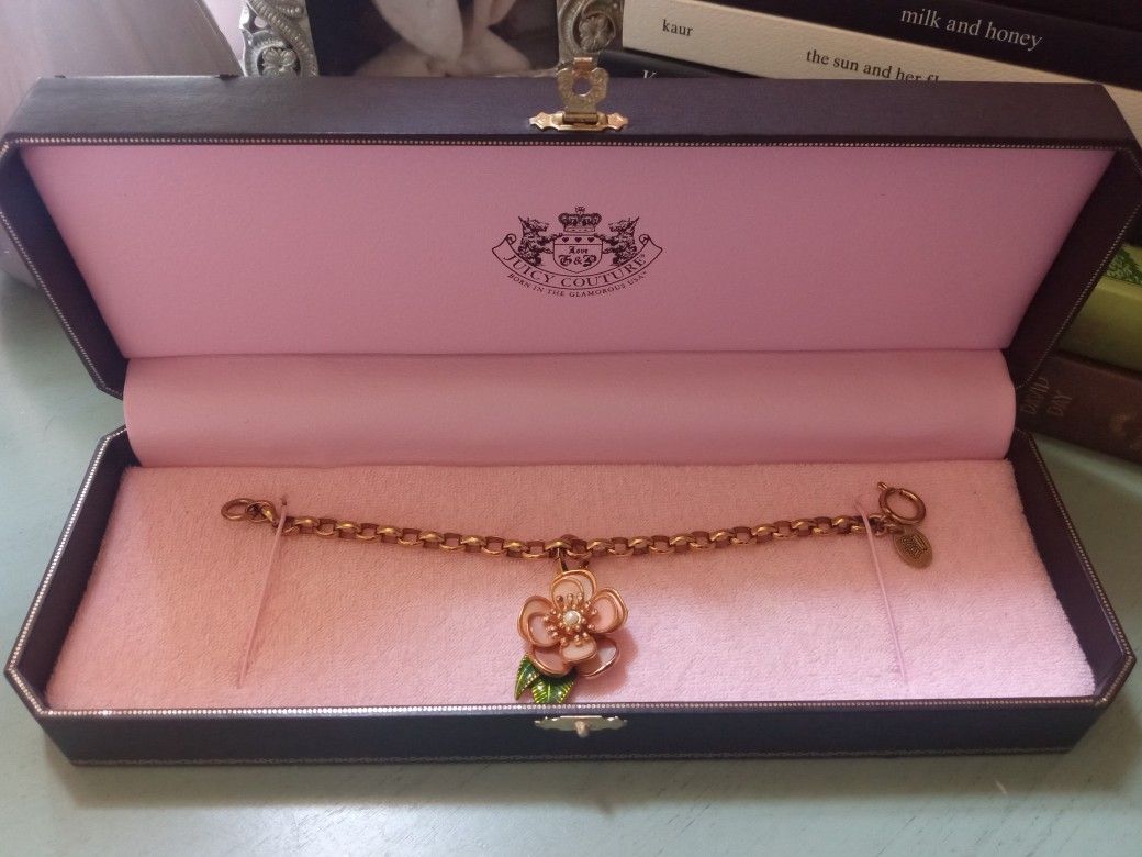 Juicy Couture Bracelet for Sale in Santee, CA - OfferUp
