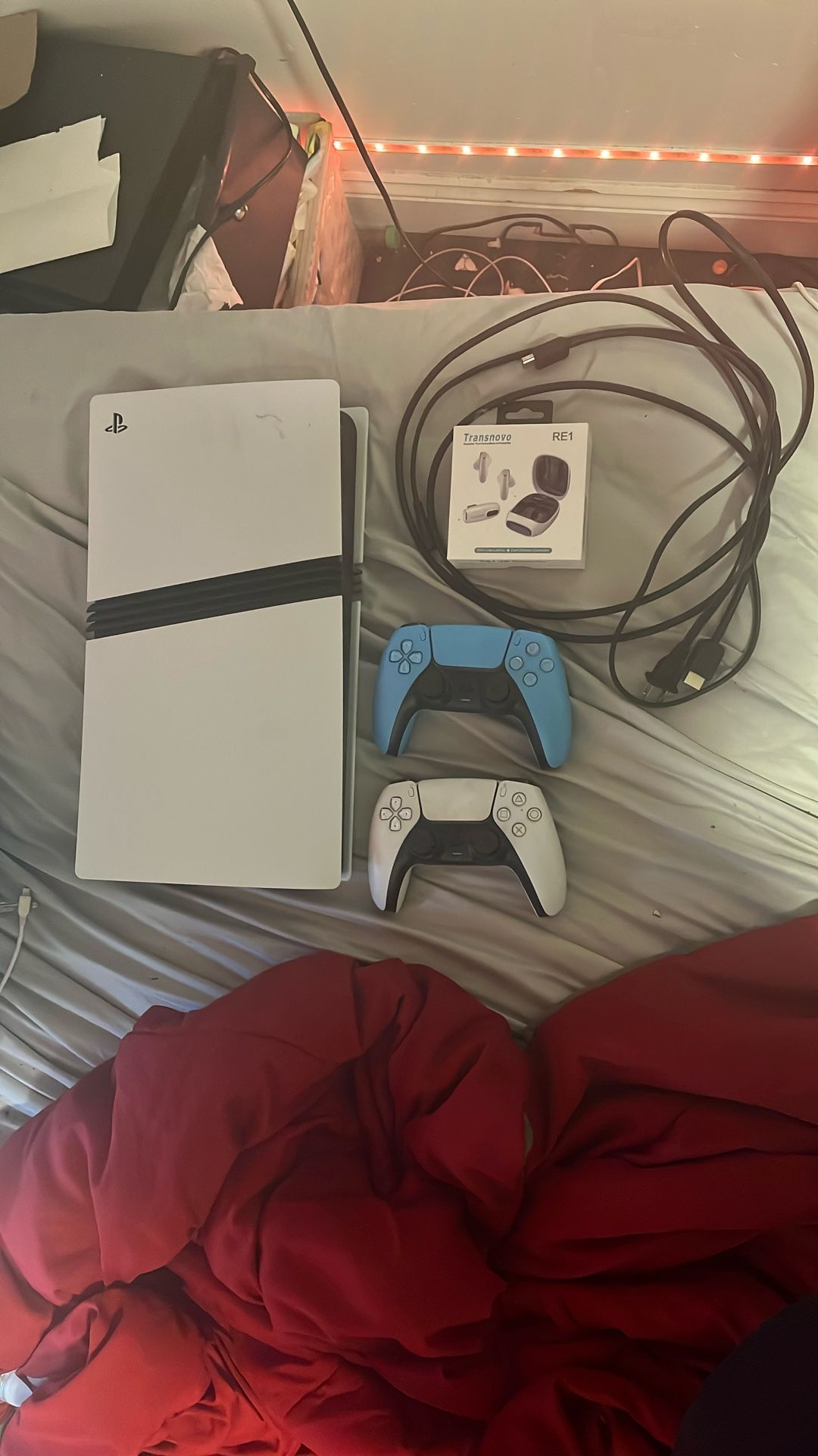 Ps5 Pro, 2 Controllers And Wireless Headset