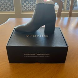 Vionic Women's Reagan Ankle Boots Black, Size 9.5 M, Brand New