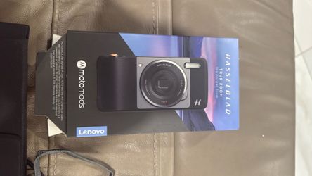 HasselBlad True Zoom  MotoMods
