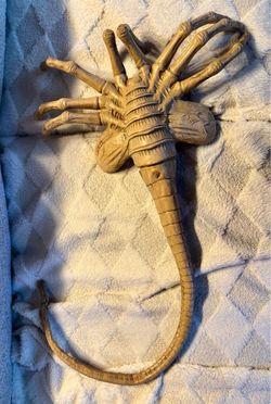 Neca Lifesize Alien Face Hugger