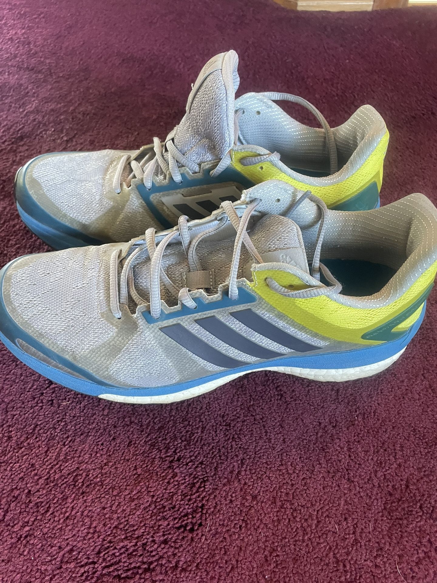 Men’s Adidas Boost Running Shoes Size 8
