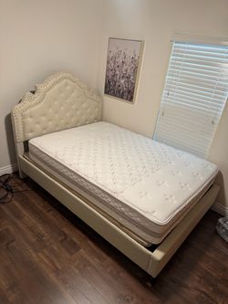 Full size mattress and bed frame