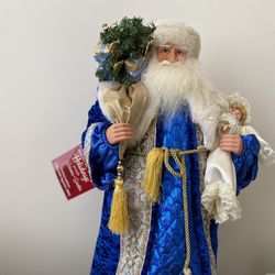 Christmas Santa - Limited  Edition  Collectible Figurine 2005