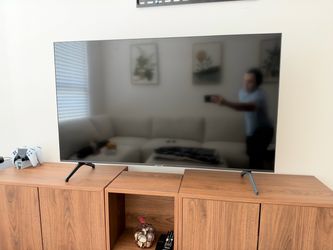 Samsung 50in Smart TV