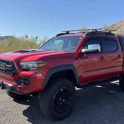 2017 Toyota Tacoma Custom 