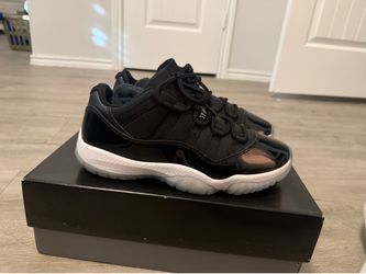 Jordan 11 low space jam 2022