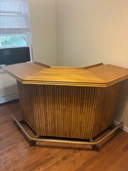 Vintage Mid-Century Modern Bamboo & Rattan Boomerang / Angle Dry Bar