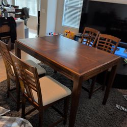 Beautiful table and chairs