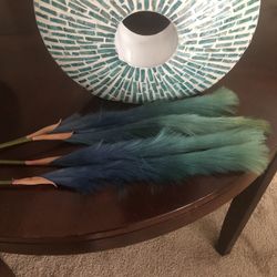 Teal & White Round circle Vase With Pampas $40
