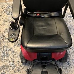 Power Chair TSS300