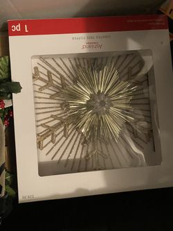 10.00 Christmas Topper Lights Up