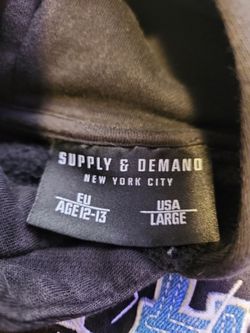 Supply & Demand NYC Kids Hoodie Size Large