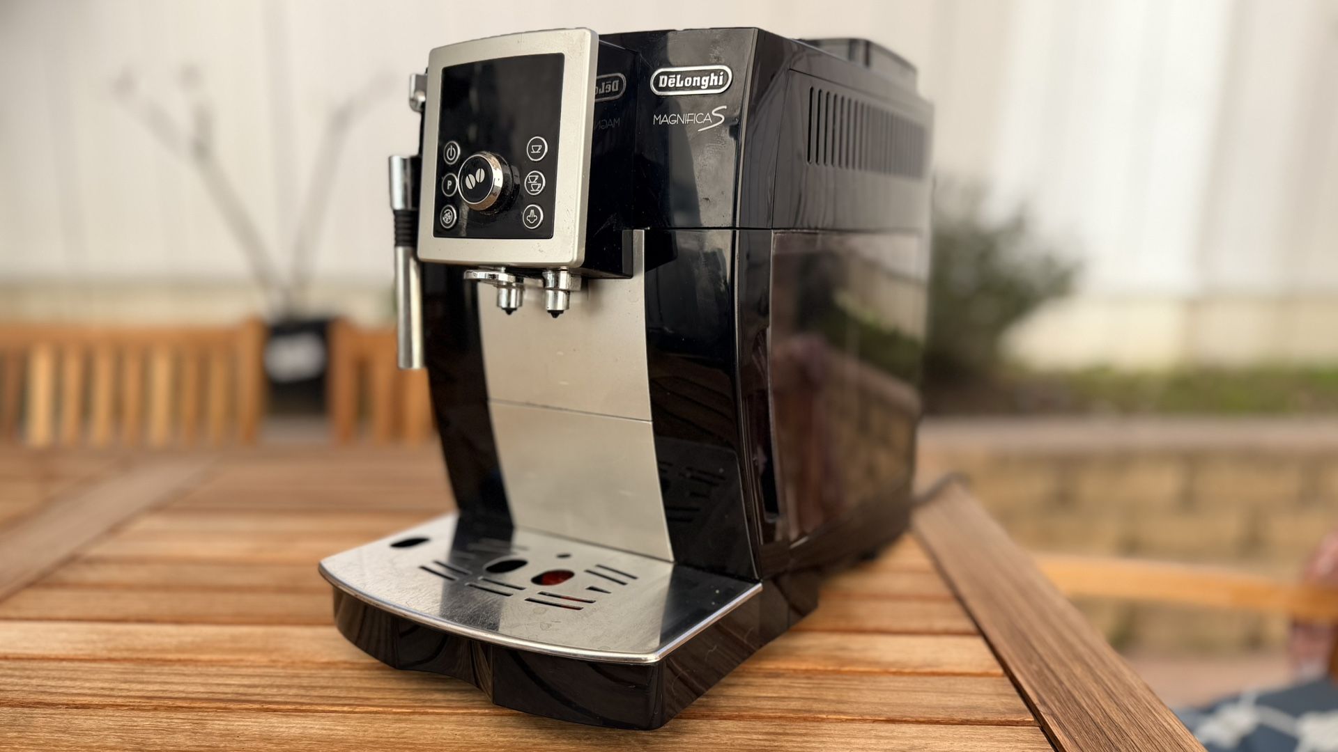 Delonghi Magnifica S Super automatic Coffee Maker