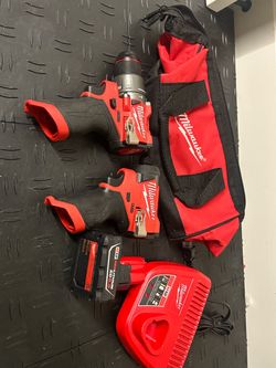 Milwaukee M12 FUEL 12-Volt Lithium-Ion Brushless Cordless Hammer Drill and Impact Driver Combo Kit w/ 1 Battery and Bag (2-Tool)