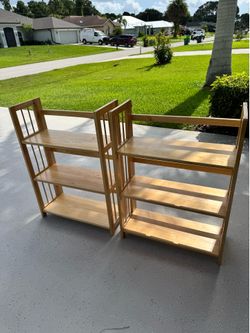Foldable, solid wood shelves (2)