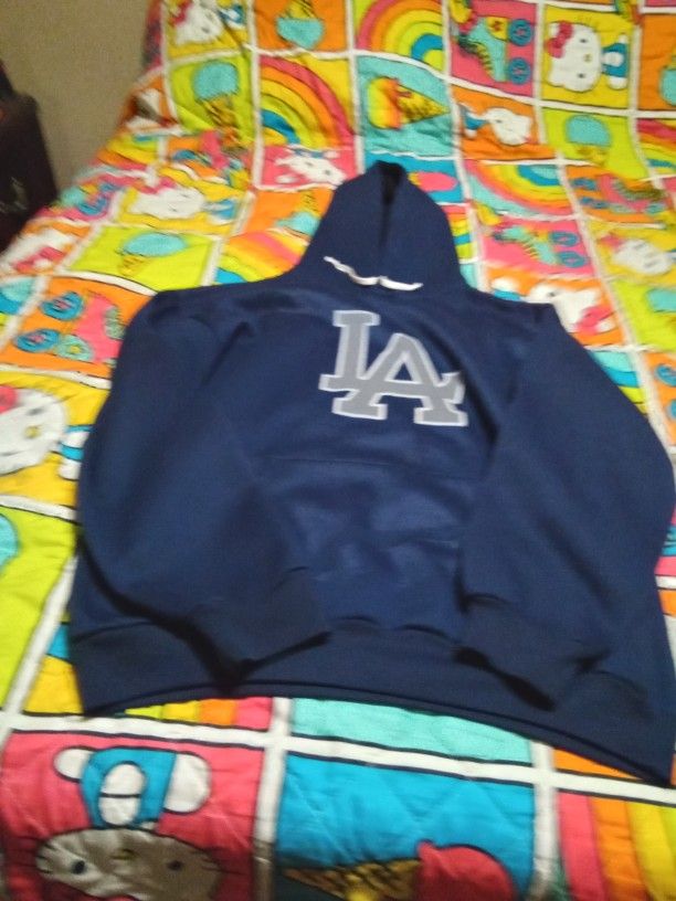 Adults Hoodie Size M