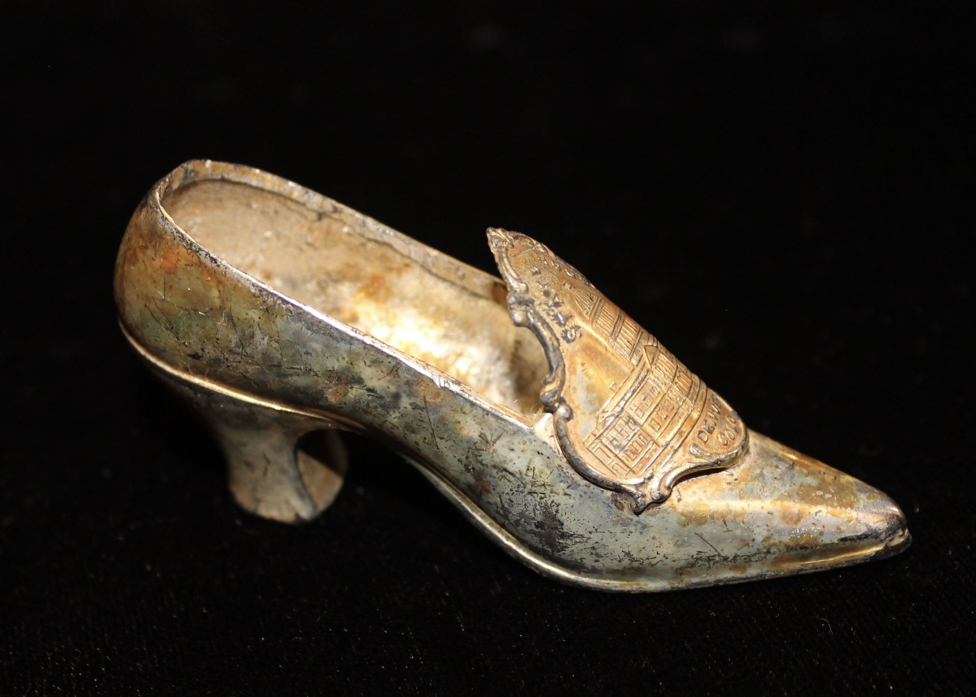 Metal Shoe Ashtray Denver