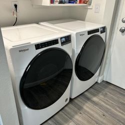Washer And Dryer Like New 