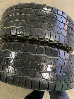 2 Used Tires 🛞 32x11.50/15 COOPER DISCOVER