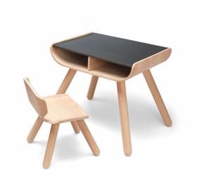 Plantoys desk table and chair set