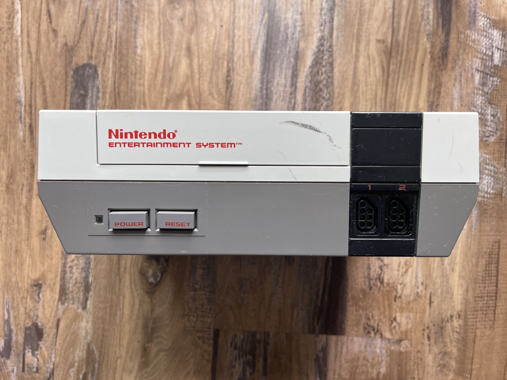 NINTENDO NES SYSTEM ONLY 1985