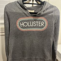 Woman’s Hollister Hoodie Size M 