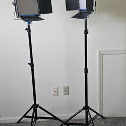 Neewer LED light and stand kit