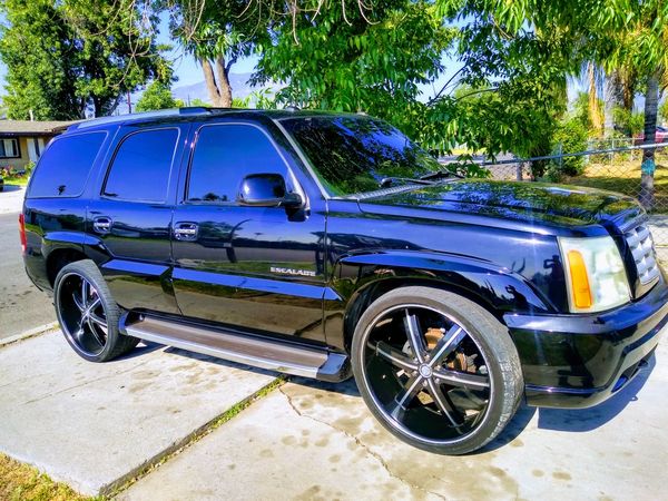 05 Cadillac Escalade for Sale in Highland, CA - OfferUp