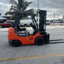 Forklift Toyota 