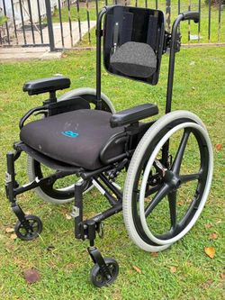 Wheelchair 