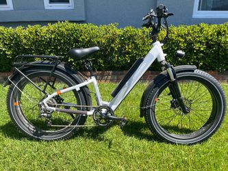 Excellent RadRover 6 Plus Fat-Tire E-Bike Low Miles