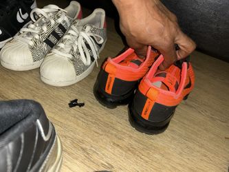 Size 6 Nikes.