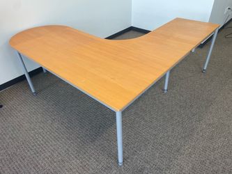 L-Shaped Office Desk with Silver Legs