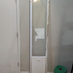 Adjustable Doggy Door 