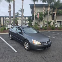 2004 Honda Accord 