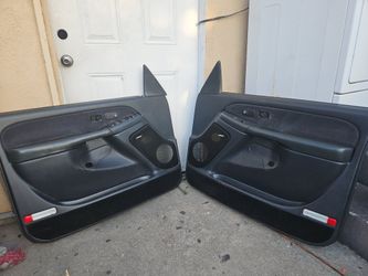 GM nbs Doorpanel available 2002
