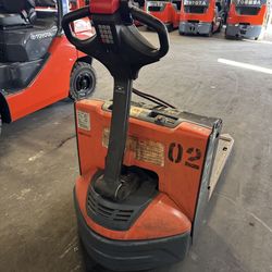 2022 Toyota Walkie Pallet Jack Forklift