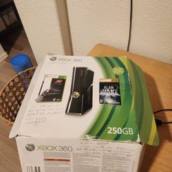 Xbox 360 Slim