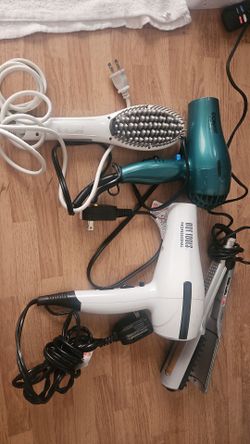 Title: Hair Straightening & Blow Dry Bundle - 4 pcs Conair Hot Tools $38