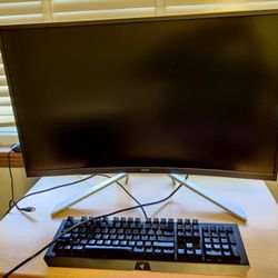 ACER 32" Curved Monitor, Fairly New. Have Box As Well. 