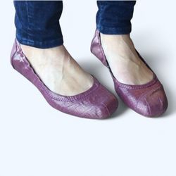 Tom's Berry Metallic Canvas Ballet Flats, Size 9.5, MSRP $54
