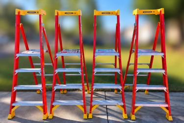 Werner Podium Ladder 4ft