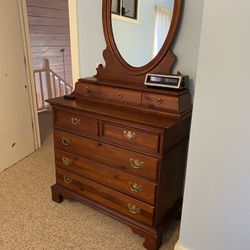 Selling Furniture At Lake Lanier home. 